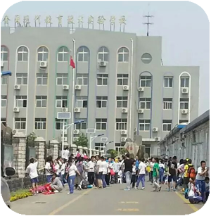 3、進(jìn)行鋼筋框架的綁扎